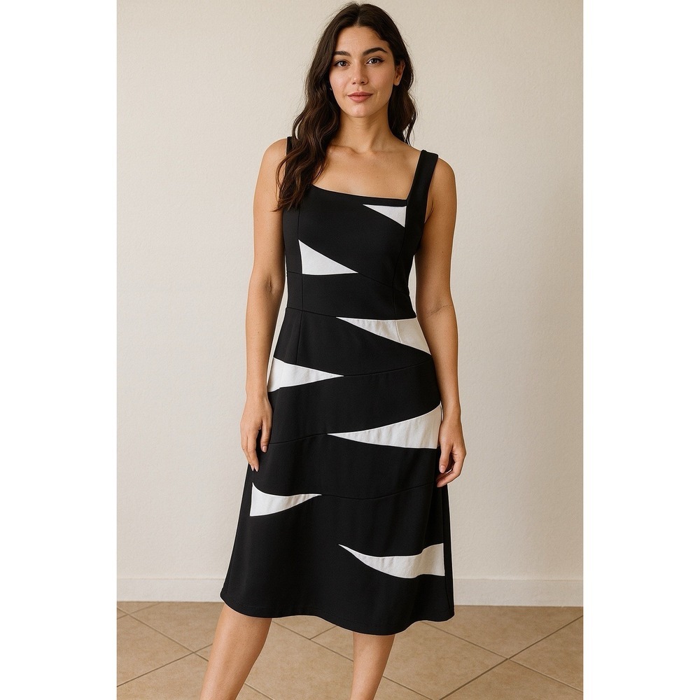 XOXO Black White Colorblock Sheath Dress Size 11/12 Sleeveless Stretch Cocktail